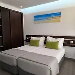 Vendégház 4 Surf 4*