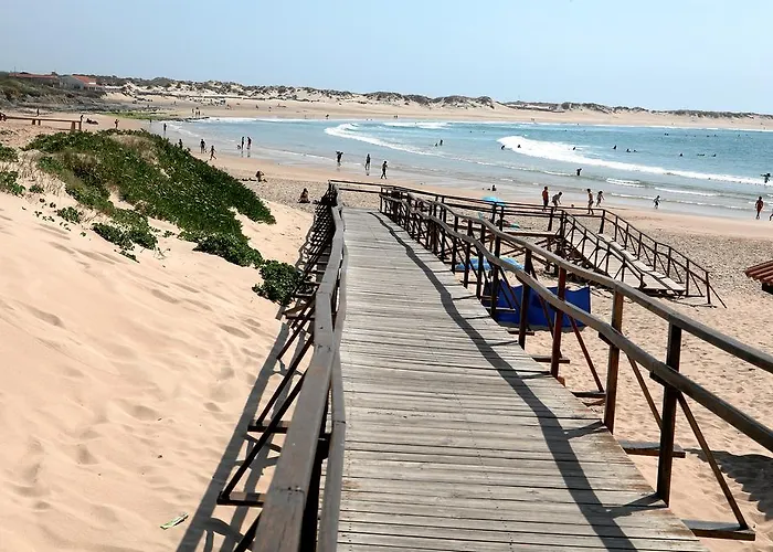 4 Surf Guest house Baleal